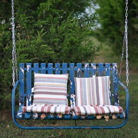 Meadow View Farm Bed & Breakfast Hernando Bagian luar foto