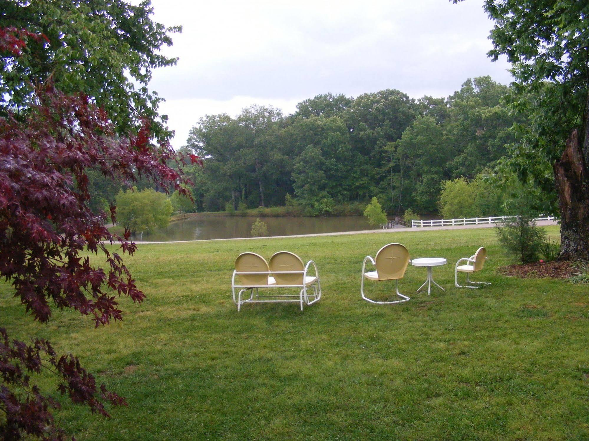 Meadow View Farm Bed & Breakfast Hernando Bagian luar foto
